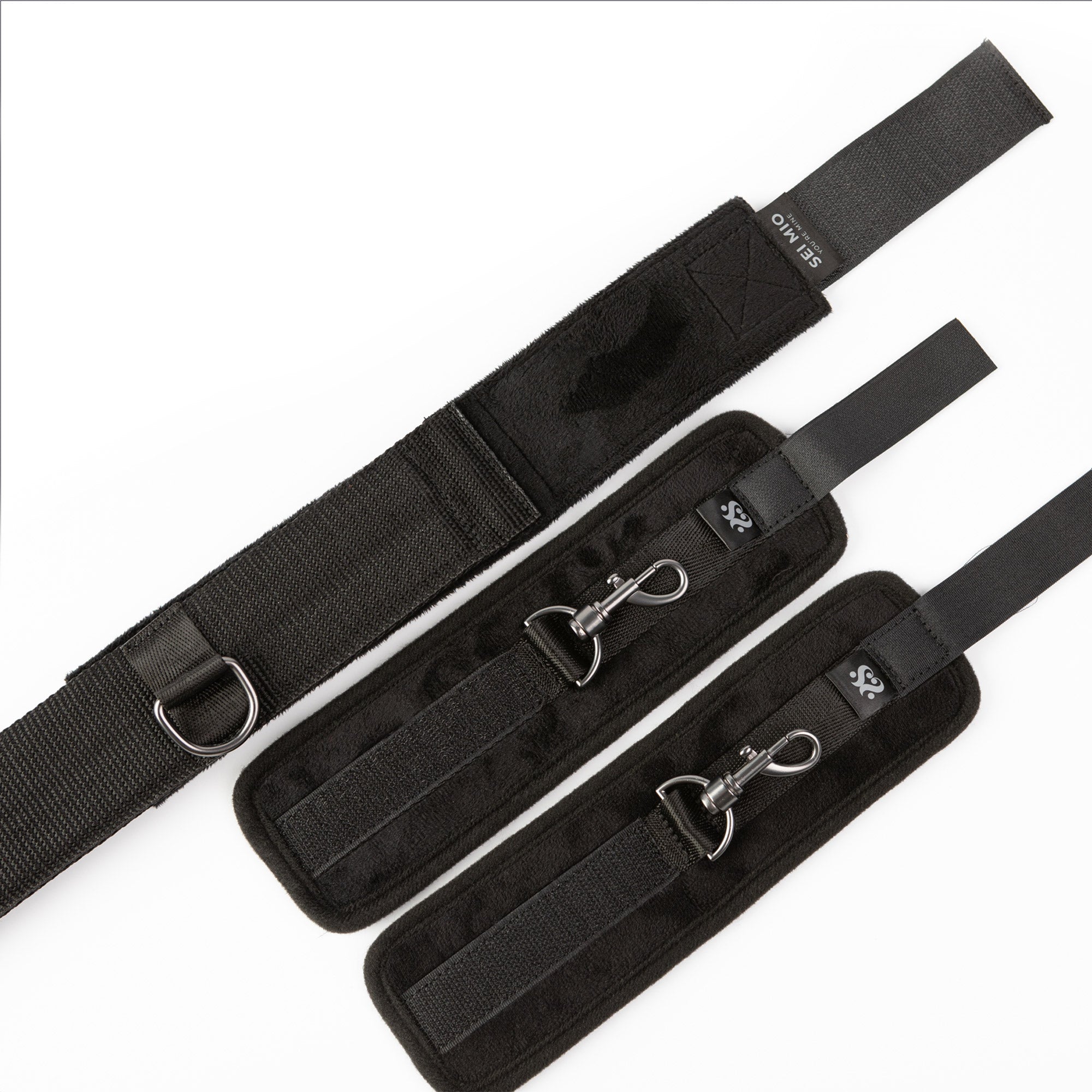 SEI MIO-Spread The Love - Ankle Bar With Wristrestraints