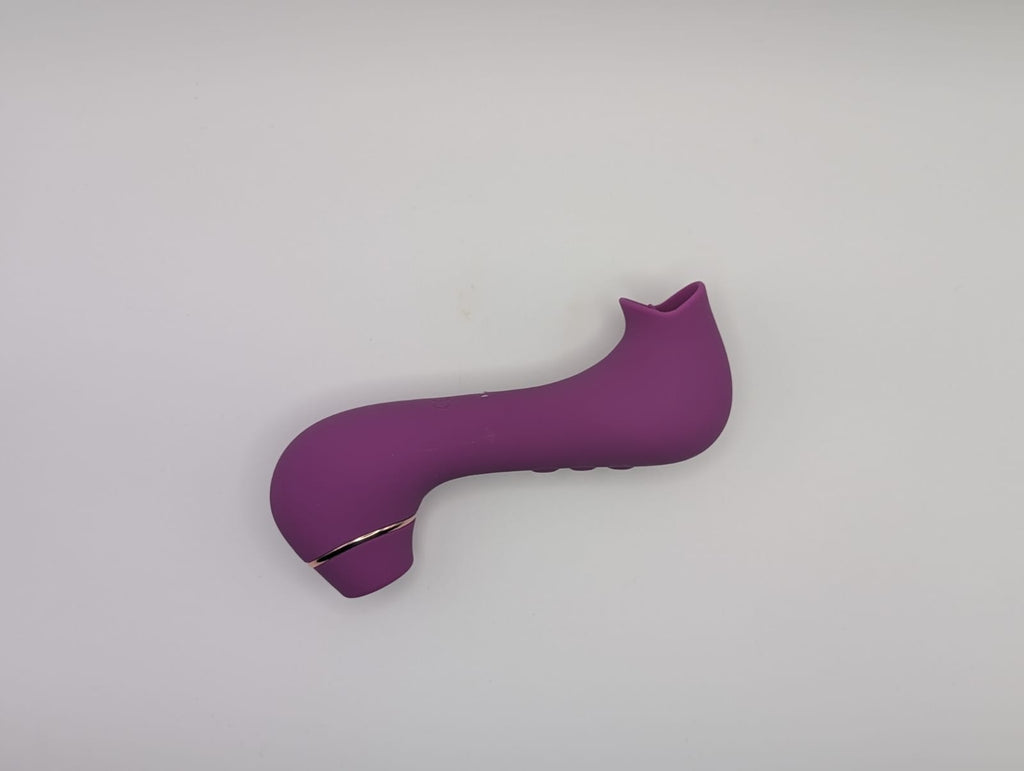 Sucking and Licking Clit Stim