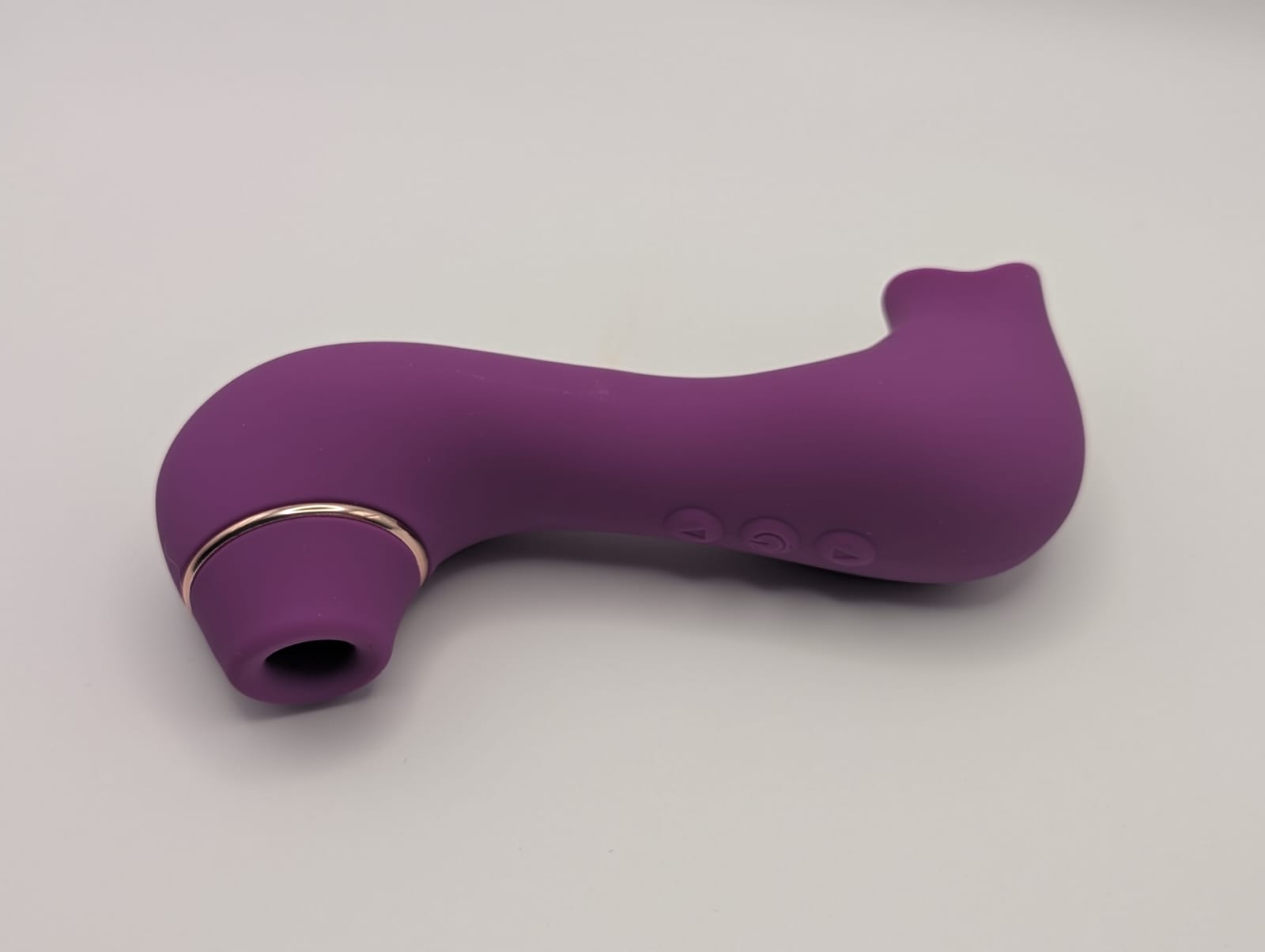 Sucking and Licking Clit Stim